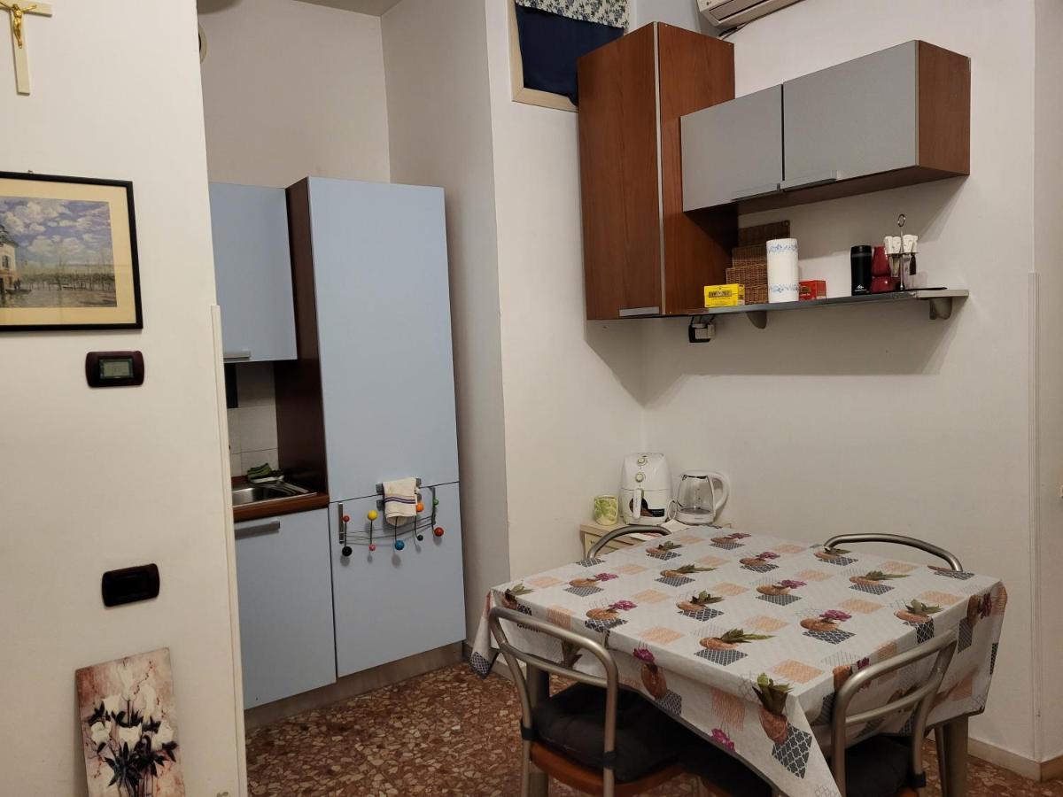 Appartamento Soggiorna Con Claudia Roma Esterno foto