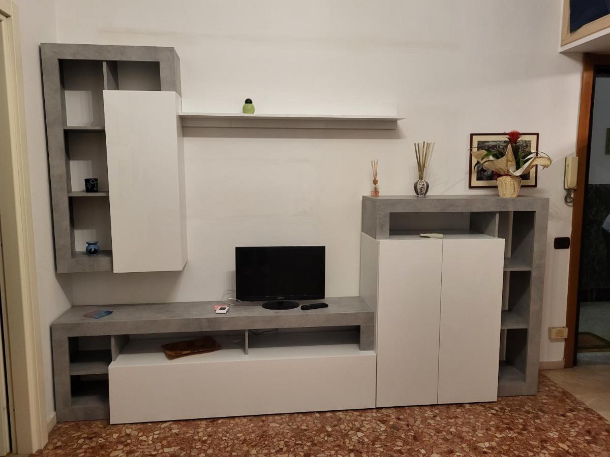 Appartamento Soggiorna Con Claudia Roma Esterno foto